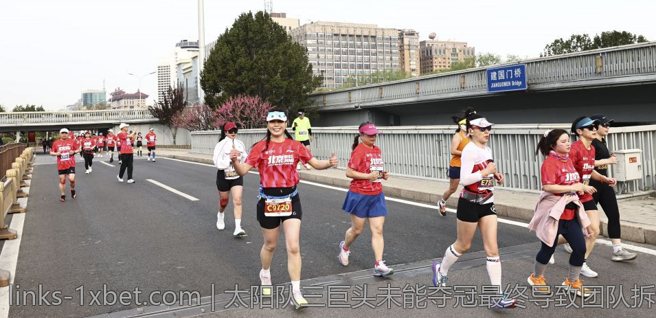 太阳队三巨头未能夺冠最终导致团队拆散的背后原因分析
